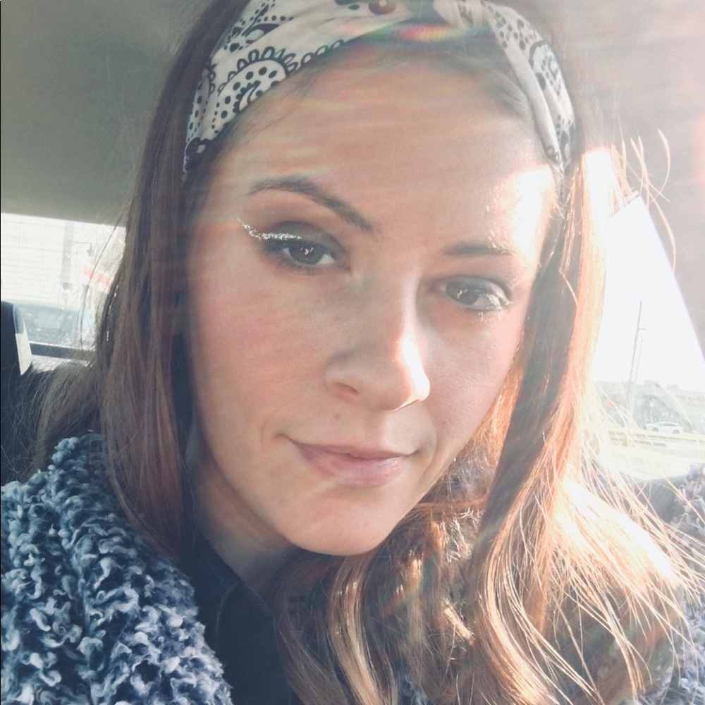 Meet your Posher, Kaitlyn